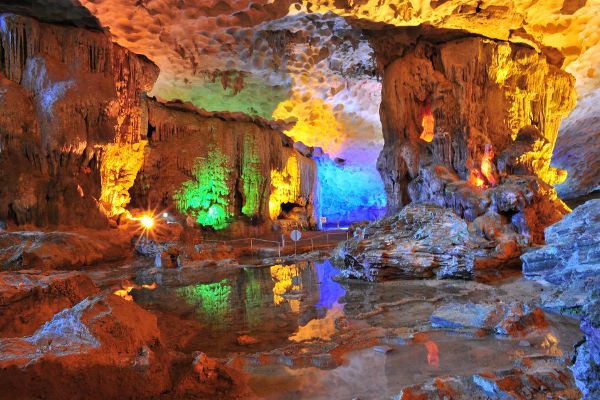 Explore Sung Sot cave